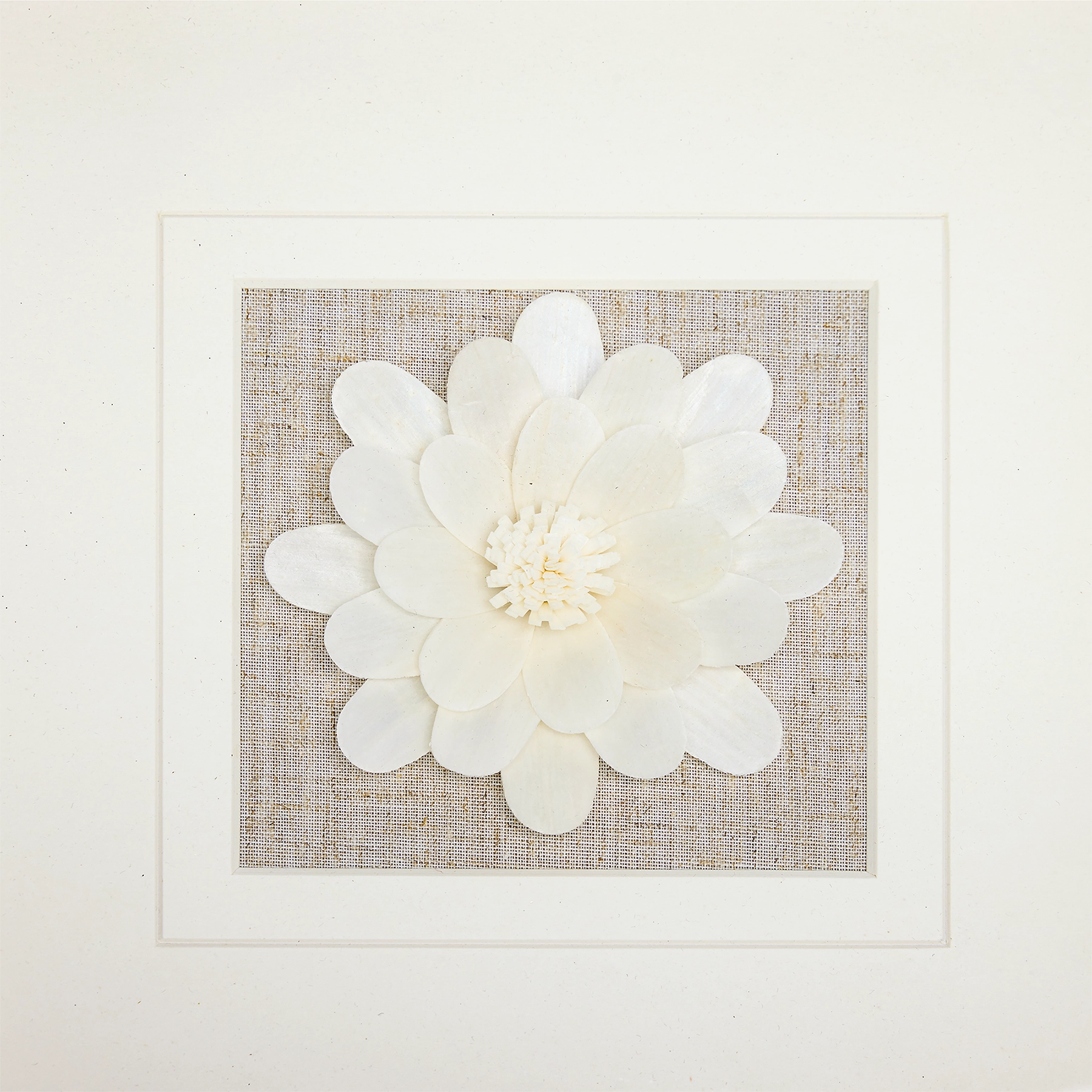 Sola-Blume-Wanddeko mit grauem Rahmen