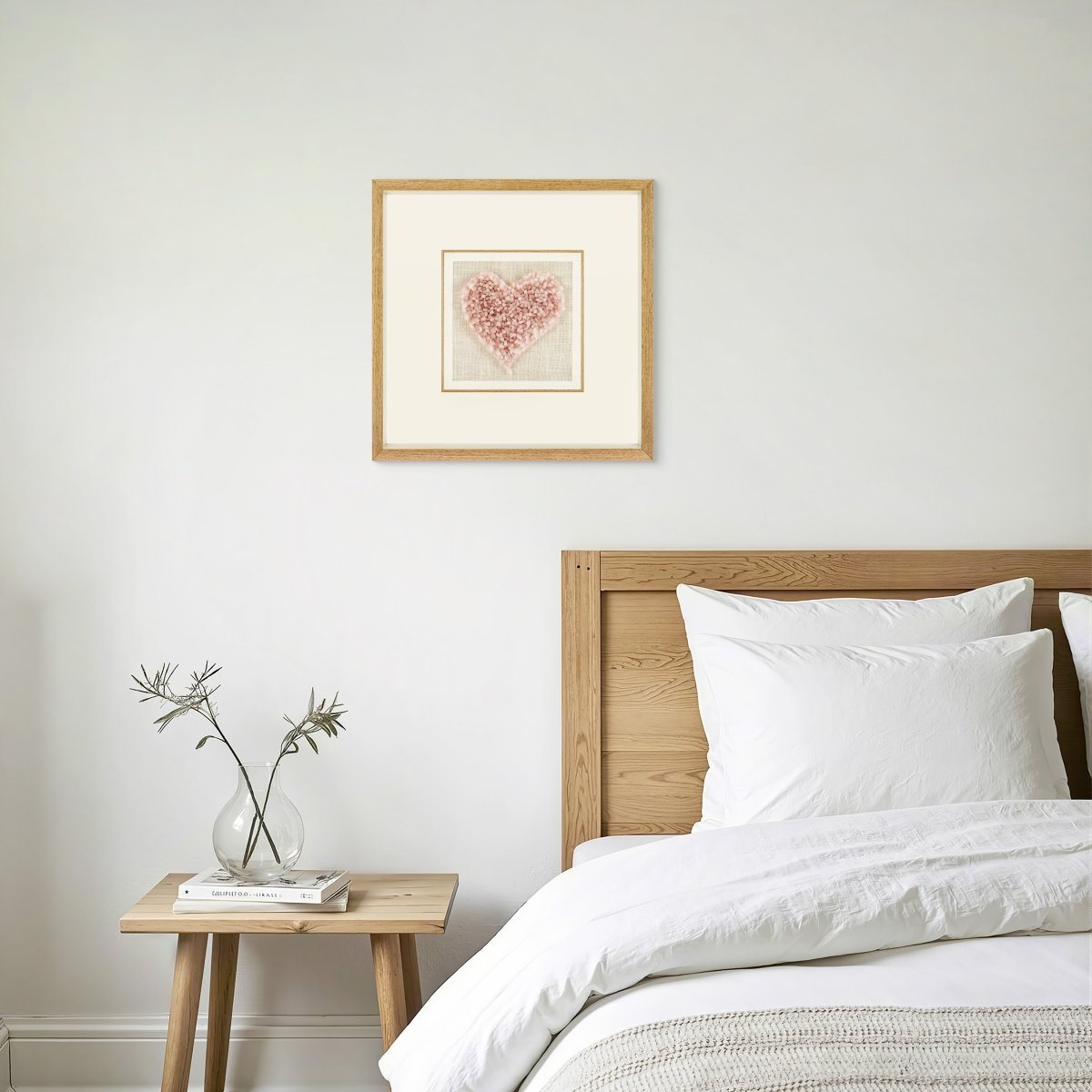 Handgeschnitztes Rosenquarz - Herz in Sanftrosa Wandkunst - Jemento