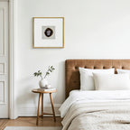 Natürlicher Achat mit Goldakzenten auf Leinen in Goldrahmen Wandbild - Jemento