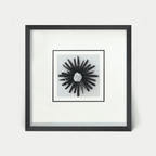 Schwarzer Achat - Kristall - Wanddeko mit anthrazitgrauem Holzrahmen - Jemento